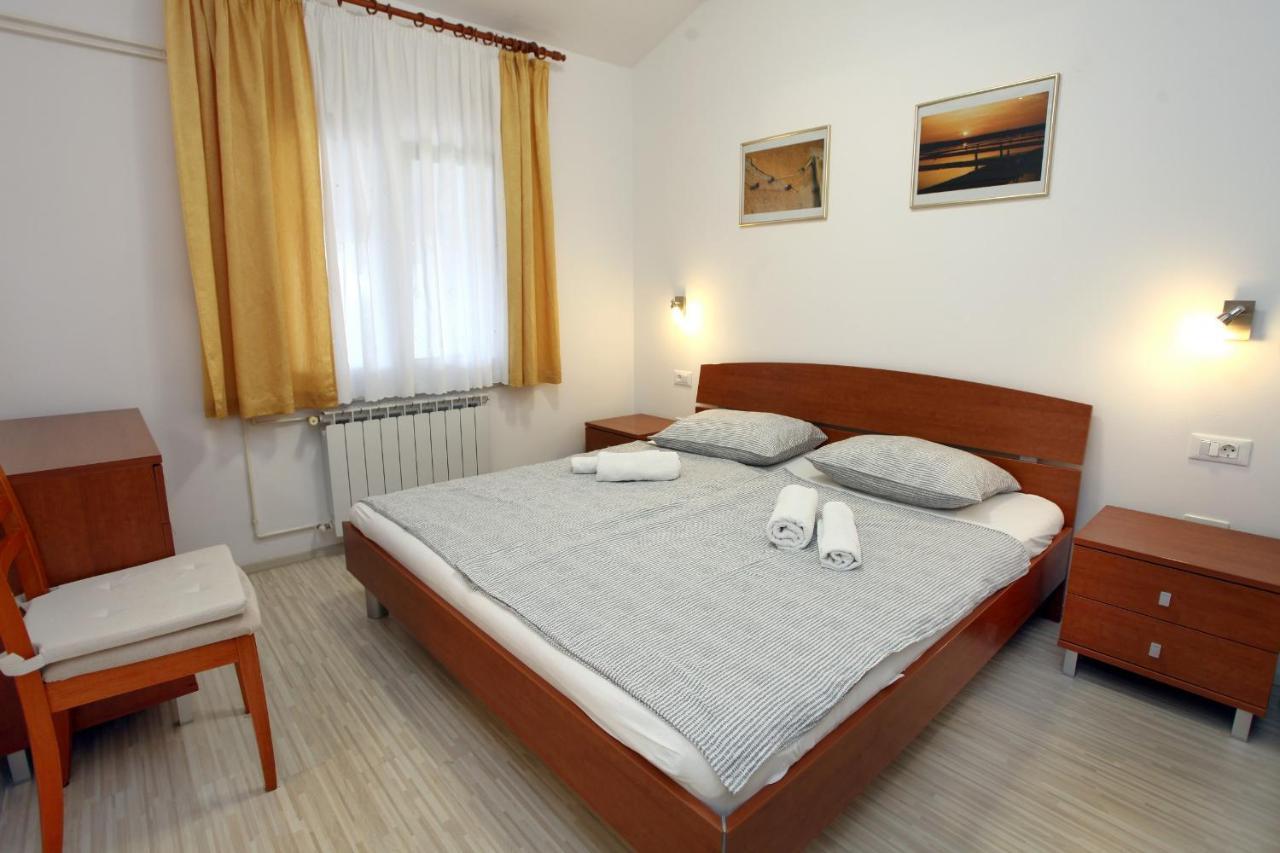 Sea View Apartments Portoroz Zm Kültér fotó